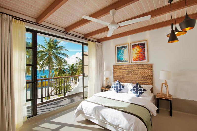 Crystal Sands Beach Hotel At Маафуши Экстерьер фото